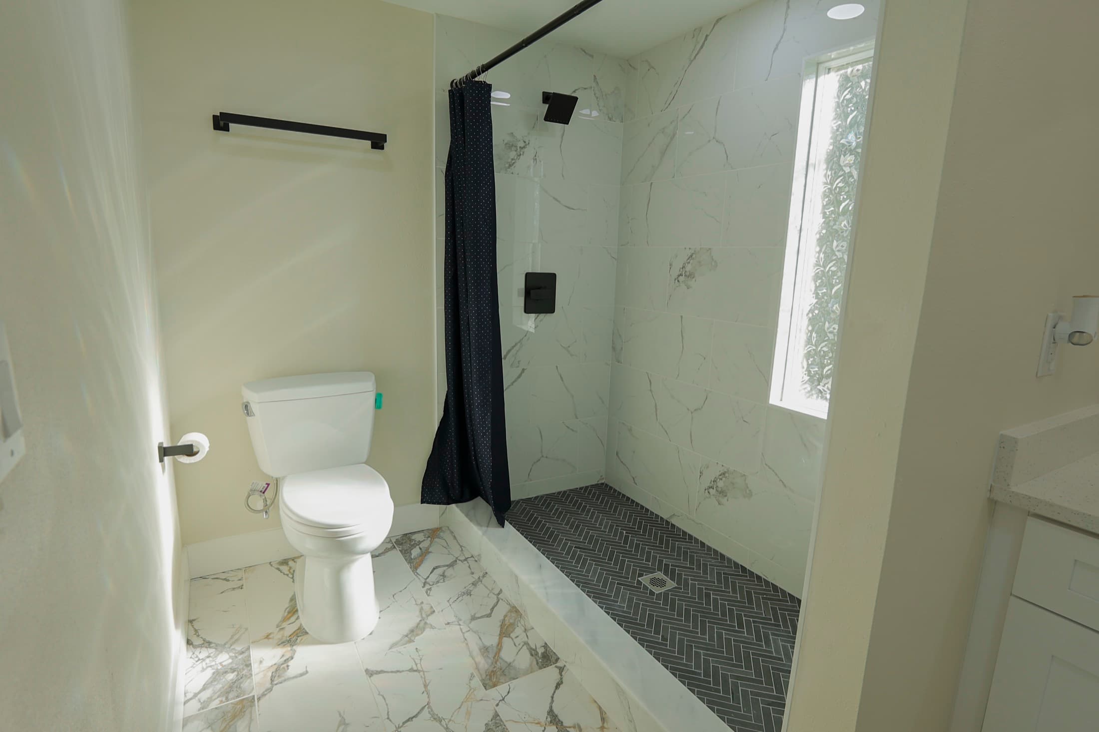 Real estate interior listing photo